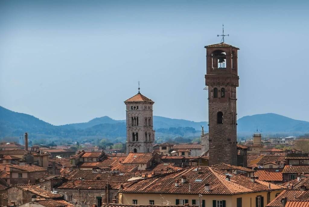 torre-dell-orologio-lucca