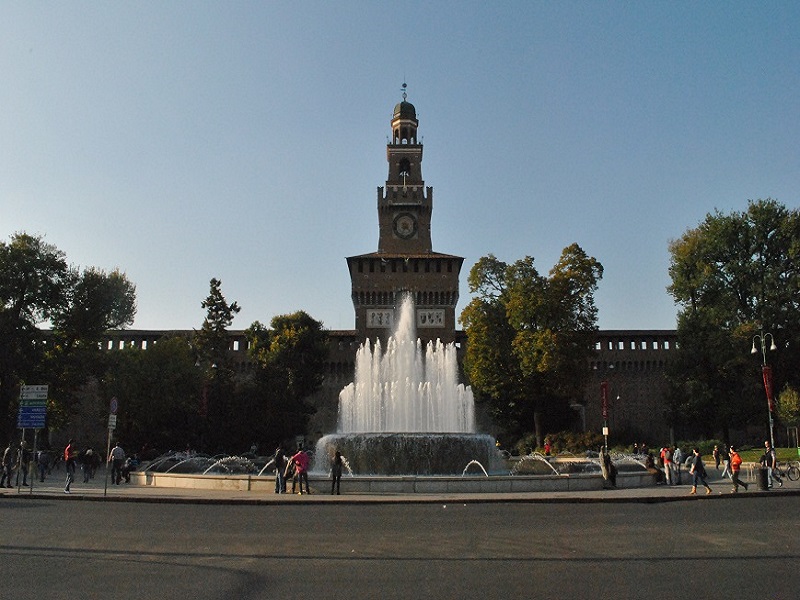 castello-sforzesco-milano-lombardia