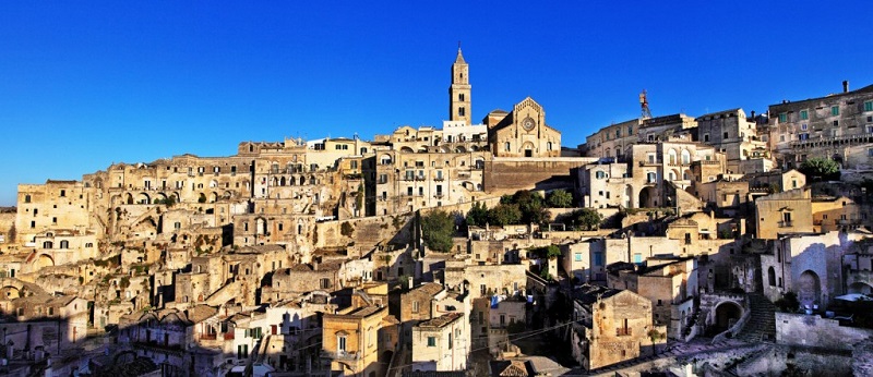 civita-sassi-di-matera-italy-movie-walks