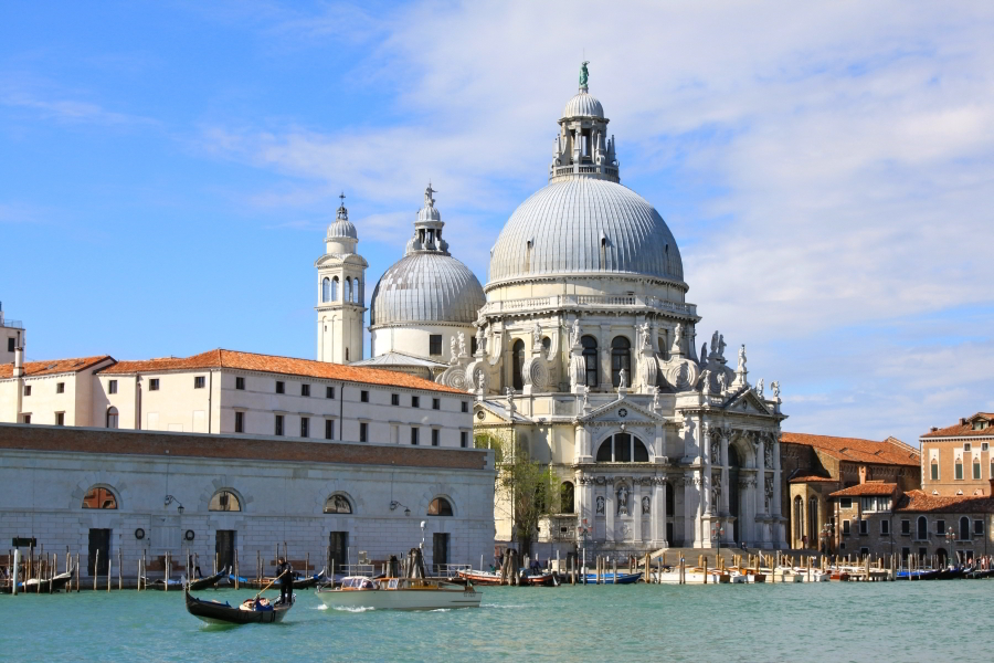 santa-maria-della-salute-venezia