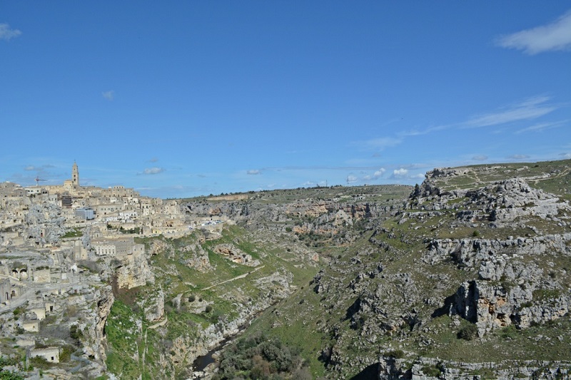 sassi-di-matera_panorama-murgia-italy-movie-walks