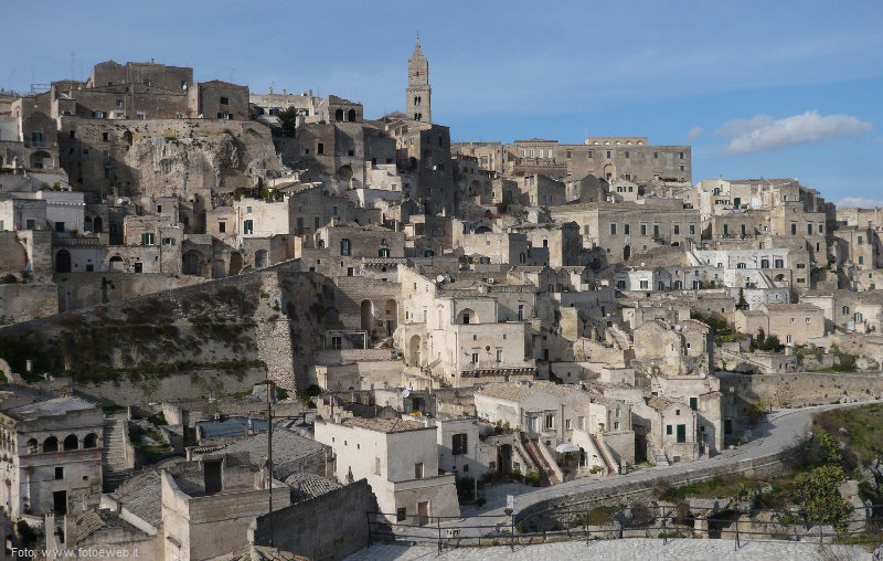 sassi-matera-via-madonna-delle-virtù-italy-movie-walks