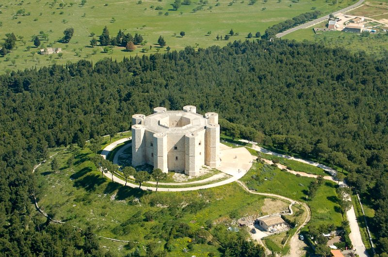 Castel del Monte Puglia